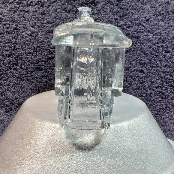 VINTAGE PRESSED GLASS STEAM LOCOMOTIVE CANDY CONTAINER FROM 1927-1929 ERA - Picture 6 of 10